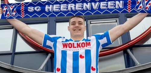 SC Heerenveen haaltt spits Milos Luković 