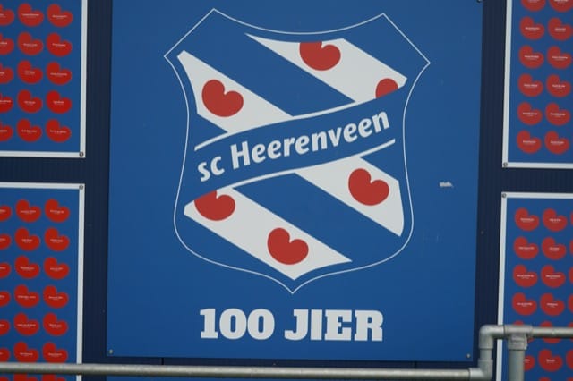 Van Persie verrast en zet Noppert weer op doel bij SC Heerenveen